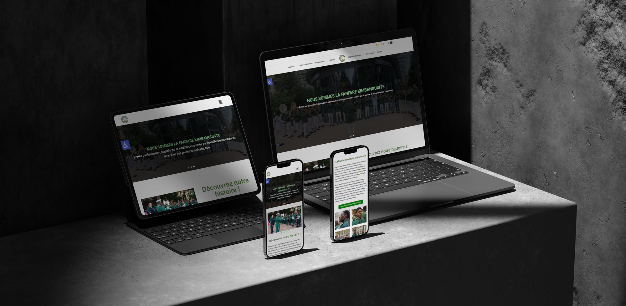 Mockup MOBILE TABLETTE BUREAU